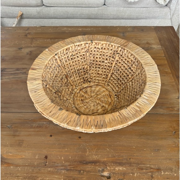 Decorative cork sea grass basket holder - Picture 3 of 6